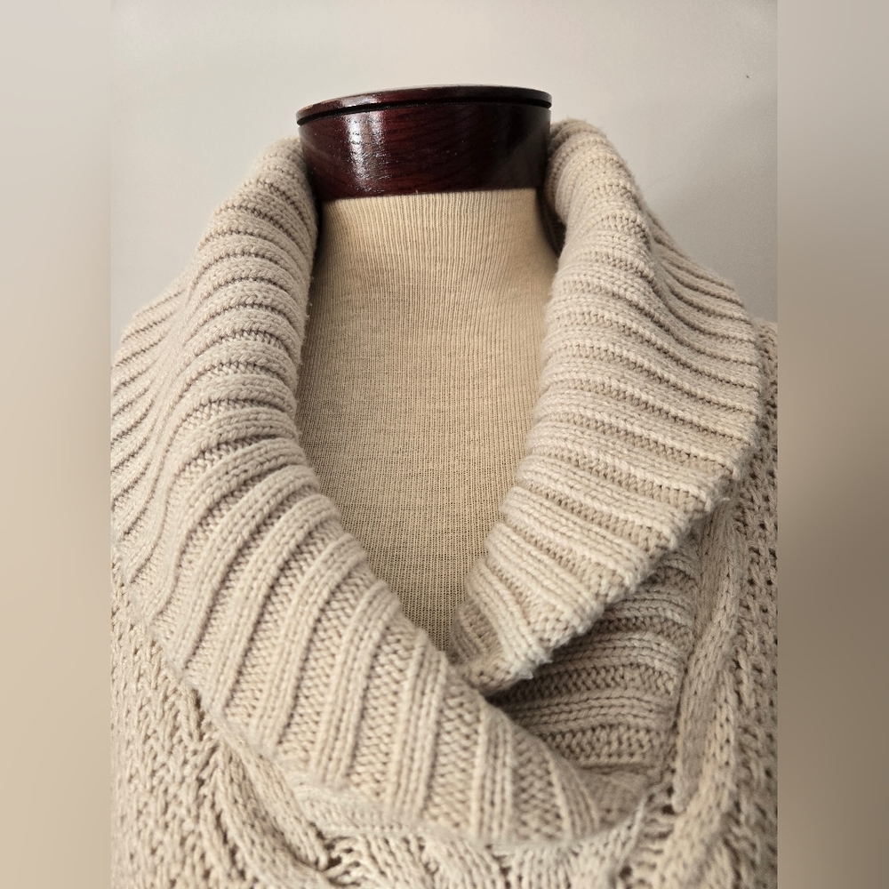 CLICHÉ COUTURE Shawl Neck Cream Cable Knit Sleeveless Wool Sweater Size Large - Picture 4 of 12